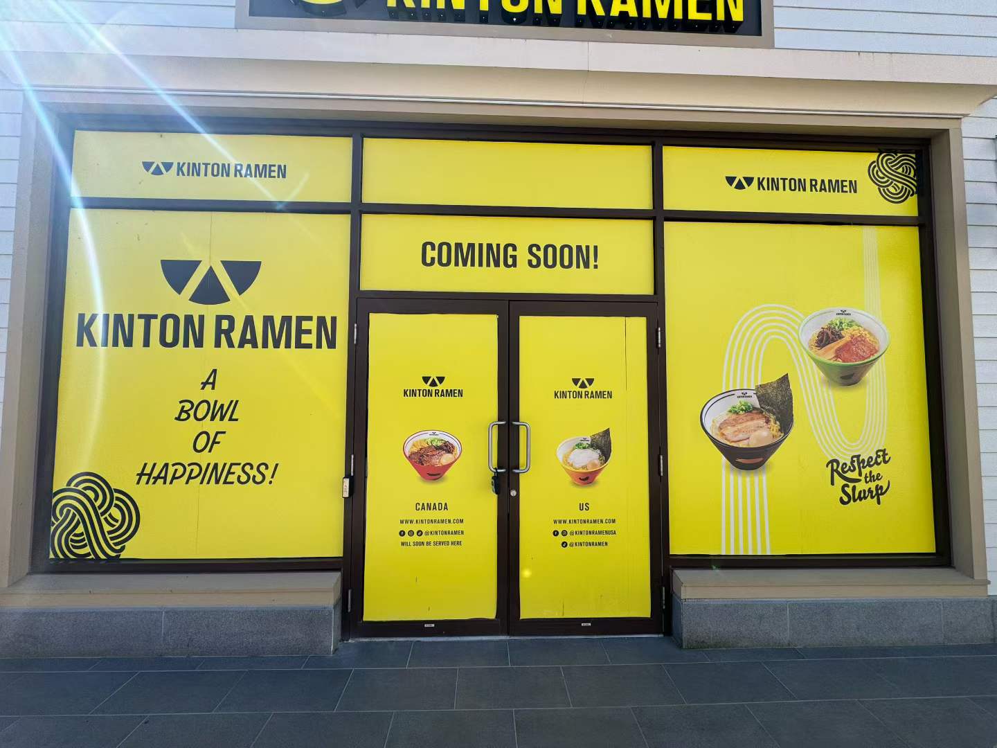 Kinton Ramen storefront at YVR Outlet